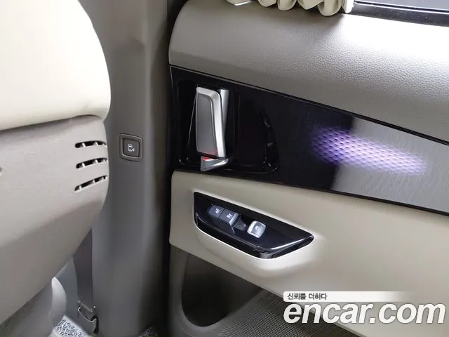 Kia Canival Carnival 4 поколение Дизель 9 мест Hi-Limousine — Фото автомобиля 25