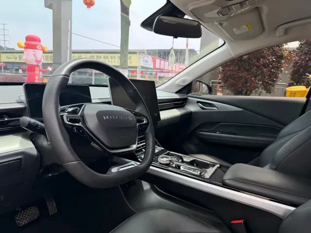Wuling Starlight — Фото автомобиля 5