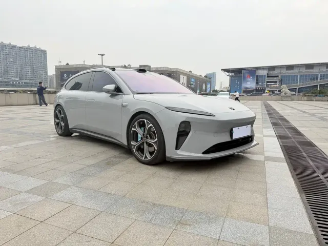 Nio ET5 Touring — Фото автомобиля 3