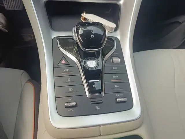 BYD Song Pro — Фото автомобиля 13
