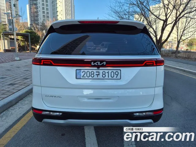 Kia Canival Carnival 4 поколение Дизель 9 мест Prestige — Фото автомобиля 4