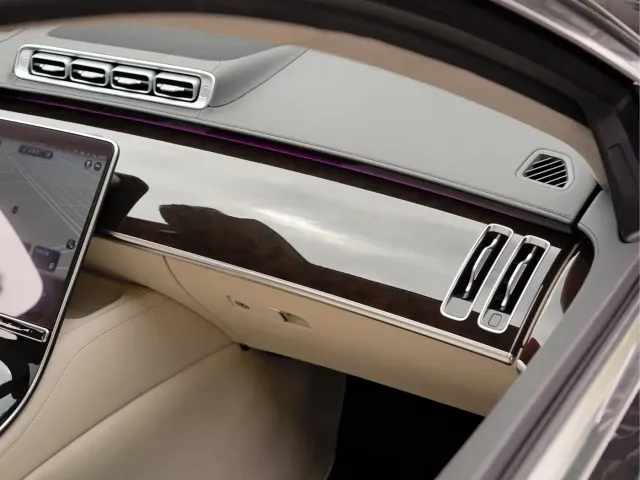 Mercedes-Benz Maybach S-Class — Фото автомобиля 24