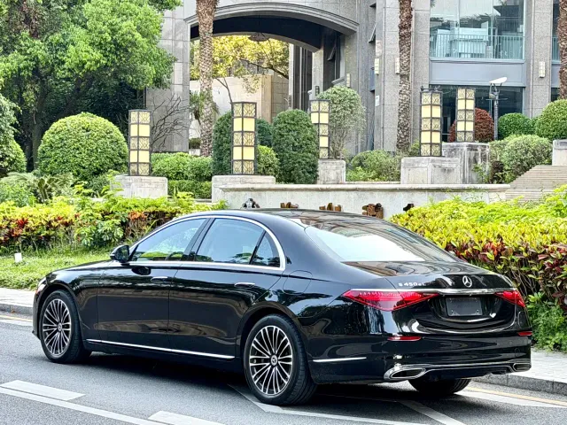 Mercedes-Benz S-Class — Фото автомобиля 4