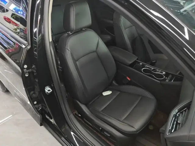 Buick Regal — Фото автомобиля 24