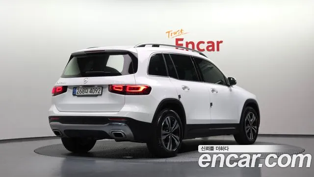Mercedes-Benz GLB-Class — Фото автомобиля 2