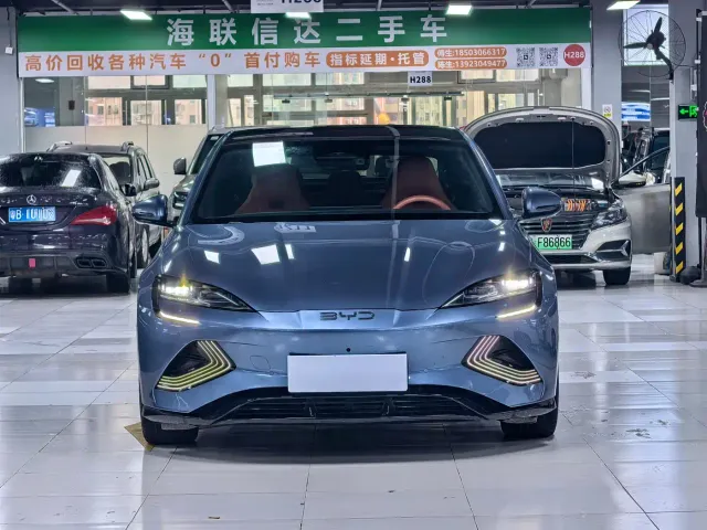 BYD Seal — Фото автомобиля 2