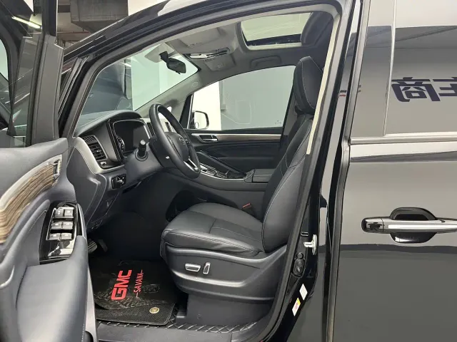 GAC Trumpchi M8 — Фото автомобиля 7