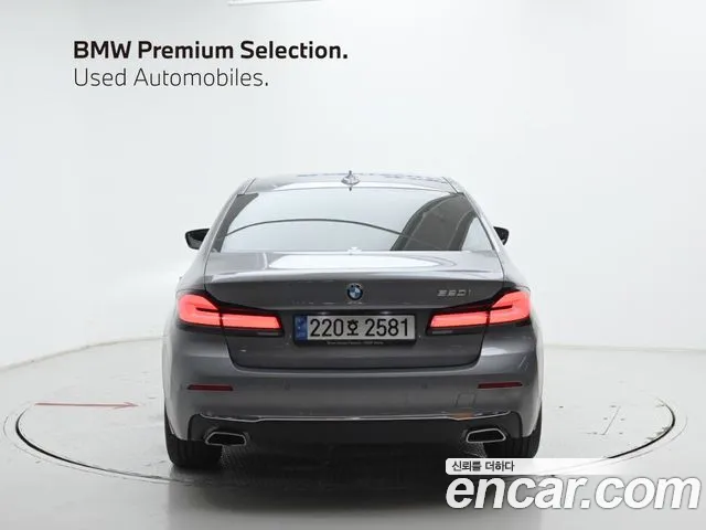 BMW 5 Series G30 — Фото автомобиля 4