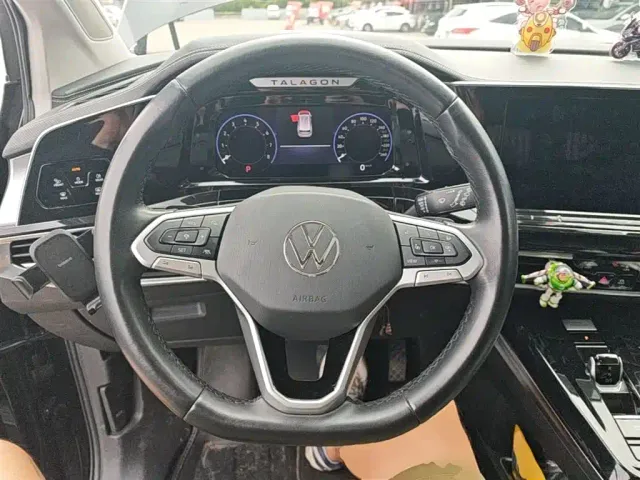 Volkswagen Talagon — Фото автомобиля 10