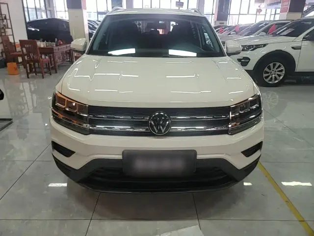 Volkswagen Tharu — Фото автомобиля 2
