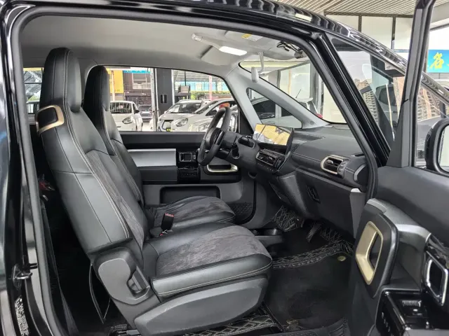 Baojun Baojun KiWi EV 2023 Smart Luxury Edition LFP — Фото автомобиля 9