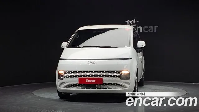Hyundai Staria Staria Карго 5 мест — Фото автомобиля 3