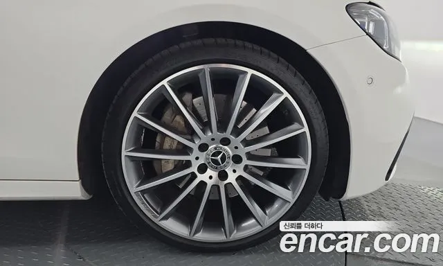 Mercedes-Benz E-Class W213 — Фото автомобиля 6