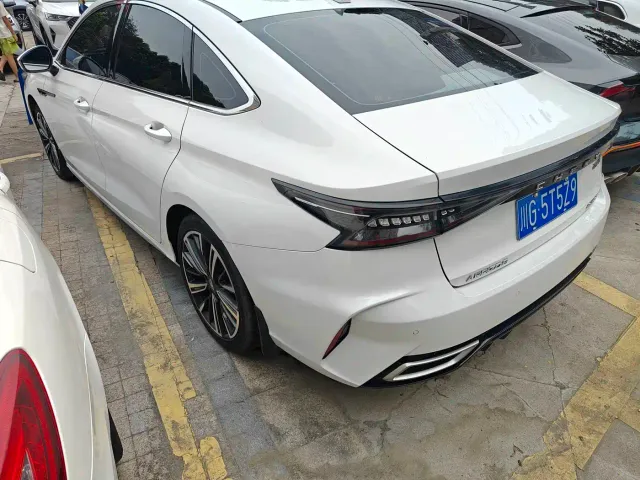 Chery Arrizo 8 — Фото автомобиля 15