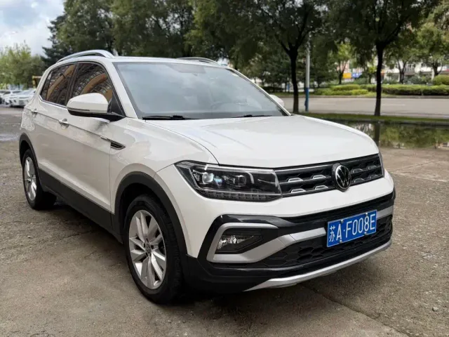 Volkswagen T-Cross — Фото автомобиля 3