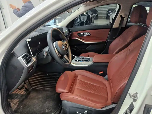 BMW i3 — Фото автомобиля 8