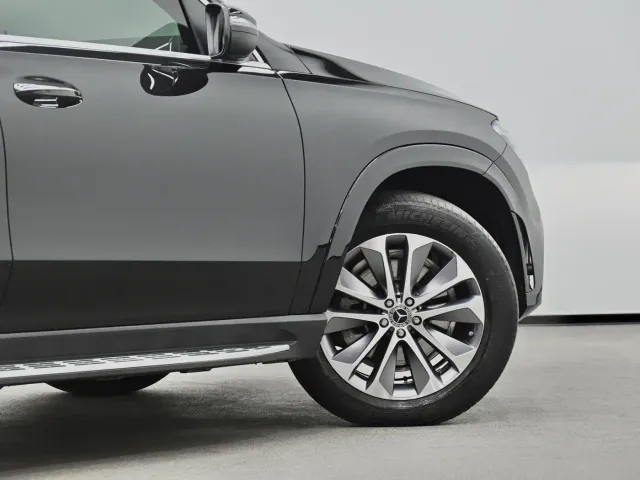 Mercedes-Benz GLE-Class — Фото автомобиля 30