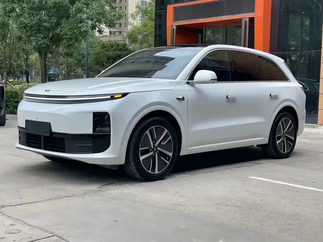 Фотография автомобиля — Li Auto L6