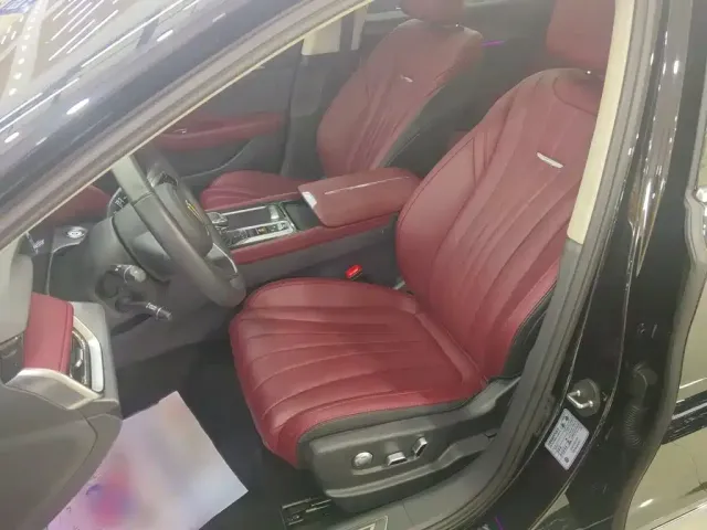 Hongqi H5 — Фото автомобиля 6