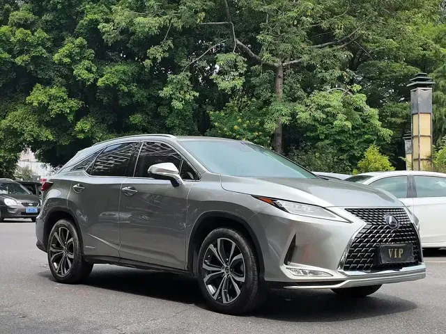 Lexus RX — Фото автомобиля 2