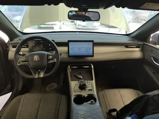 BYD Qin PLUS — Фото автомобиля 9