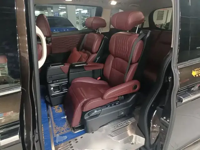 Honda Elysion — Фото автомобиля 16