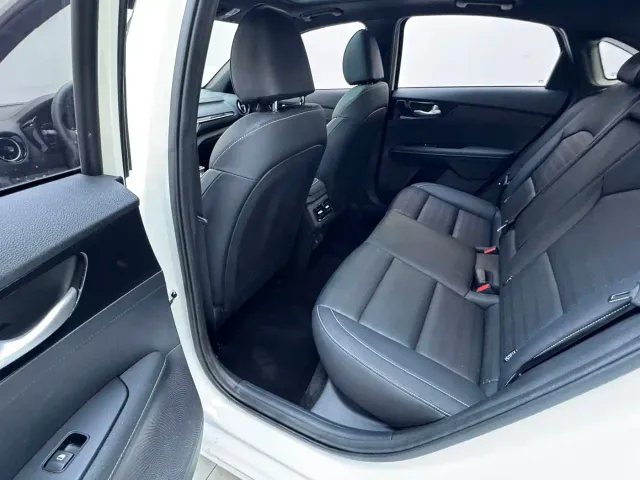 Kia K3 — Фото автомобиля 15