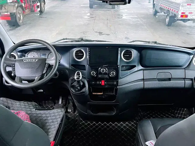 Iveco Daily — Фото автомобиля 5
