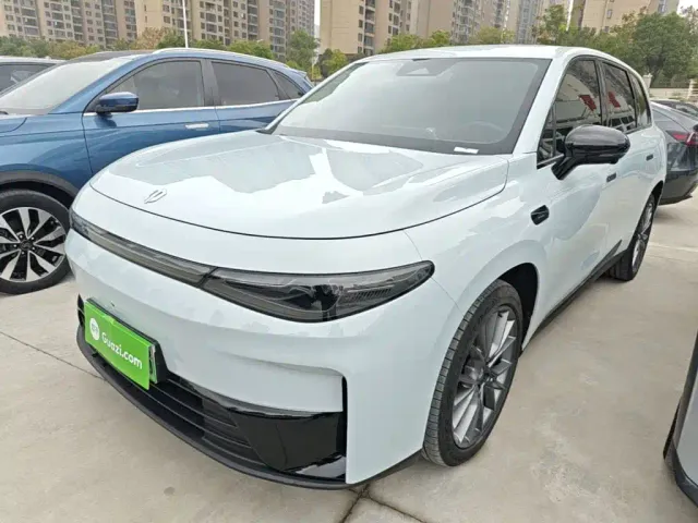 Фотография автомобиля — Leapmotor C10
