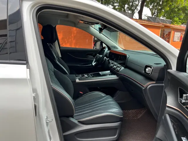 Chery Tiggo 9 — Фото автомобиля 8
