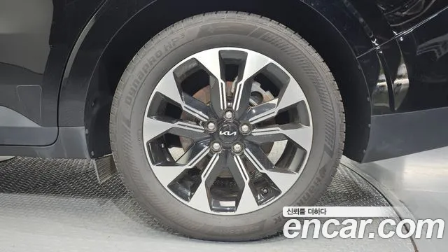 Kia Canival Carnival 4 поколение 9 мест Signature — Фото автомобиля 21