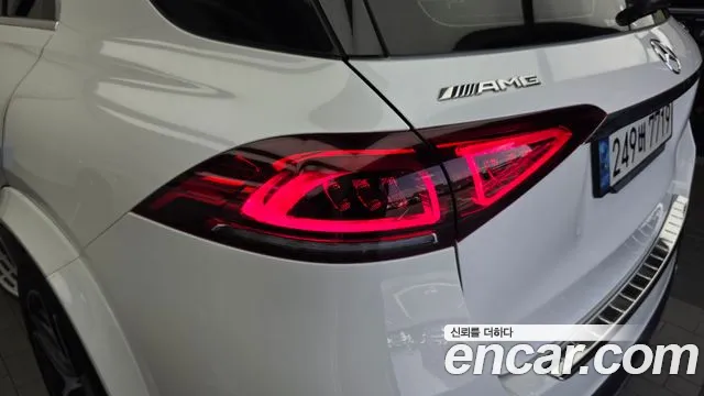 Mercedes-Benz GLE-Class — Фото автомобиля 23