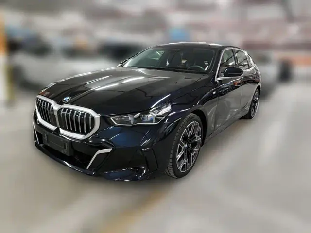 Фотография автомобиля — BMW 5 Series