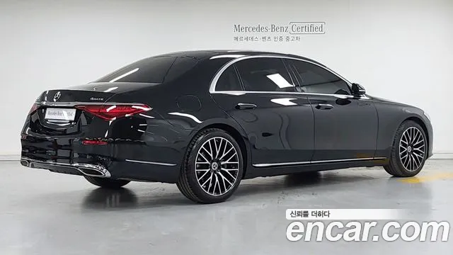 Mercedes-Benz S-Class — Фото автомобиля 2