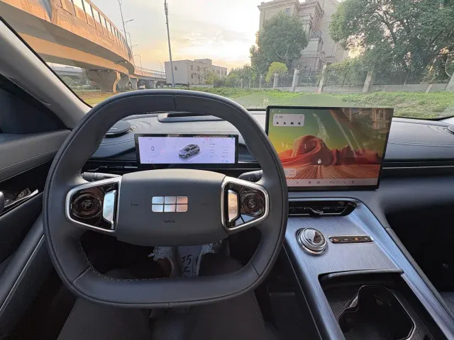 Geely Galaxy E5 — Фото автомобиля 12