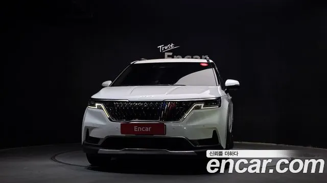 Kia Canival Carnival 4 поколение Дизель 9 мест Signature — Фото автомобиля 3