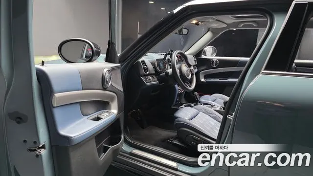 MINI Countryman — Фото автомобиля 15