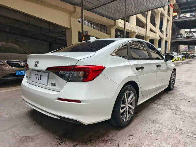 Honda Civic — Фото автомобиля 16