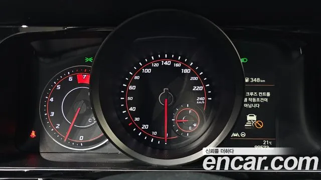 Hyundai Avante CN7 — Фото автомобиля 8