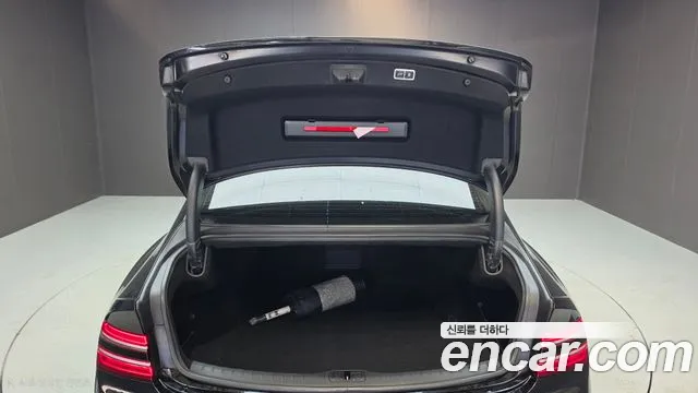 Genesis G80 RG3 — Фото автомобиля 23