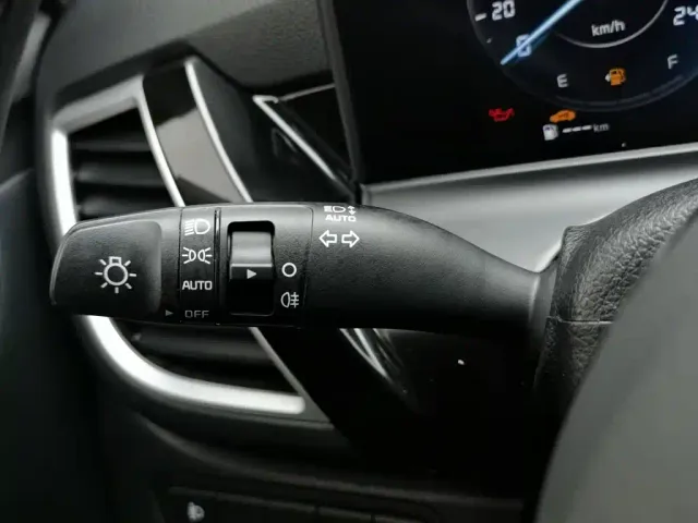 Kia Seltos — Фото автомобиля 21