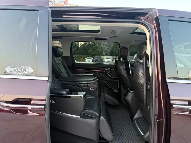 Maxus G90 — Фото автомобиля 10