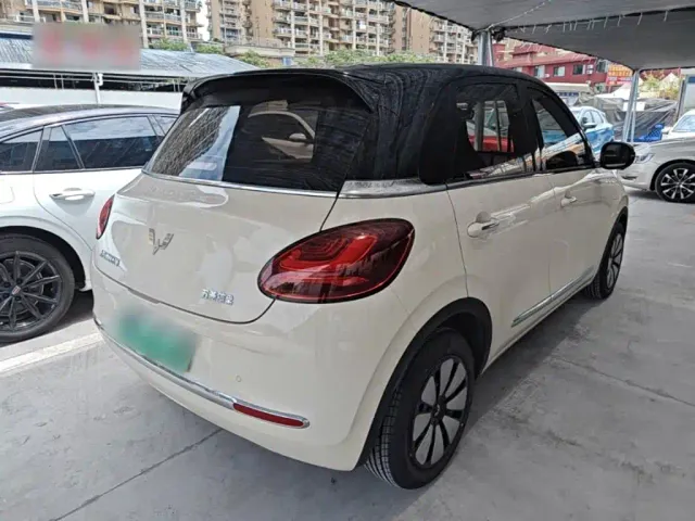 Wuling Bingo — Фото автомобиля 6