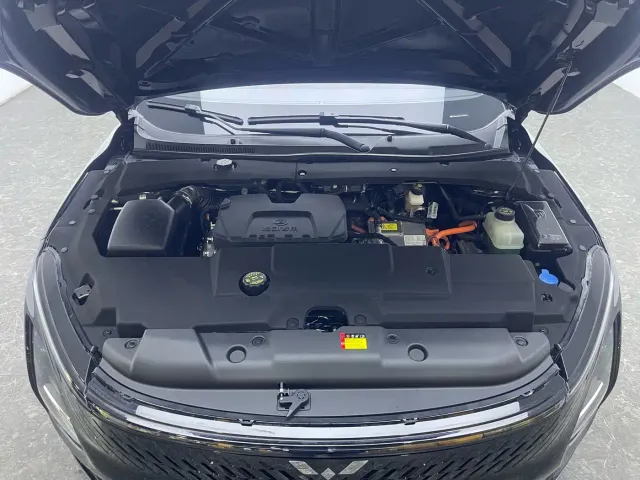 Wuling Starlight — Фото автомобиля 19
