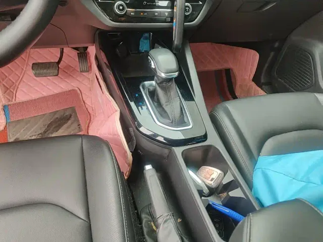 Ford Escort — Фото автомобиля 13