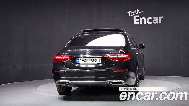 Mercedes-Benz S-Class — Фото автомобиля 4