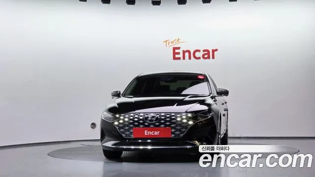 Hyundai Grandeur Grandeur (New) — Фото автомобиля 3