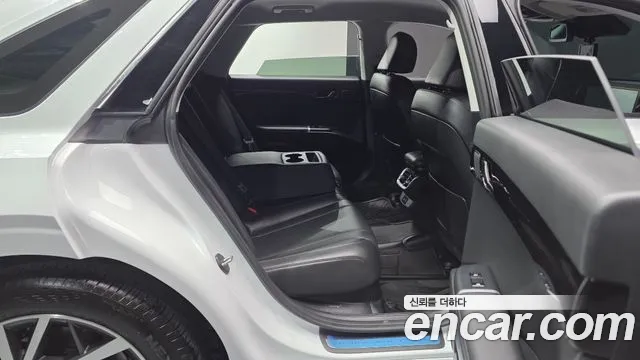 Hyundai Grandeur Grandeur (GN7) 3.5 LPG 2WD (Такси) — Фото автомобиля 9