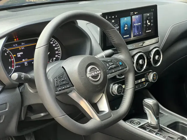 Nissan Sylphy — Фото автомобиля 5