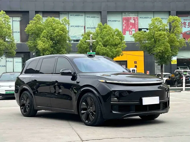 Li Auto Li Xiang L9 2022 Max — Фото автомобиля 2